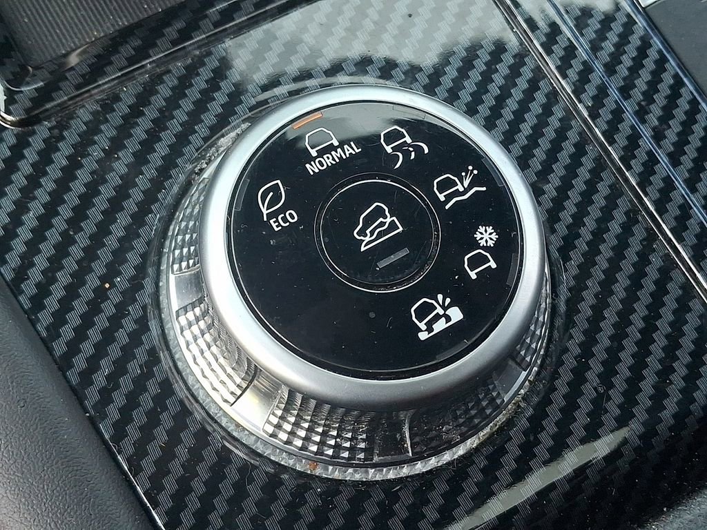 Used 2022 Mitsubishi Outlander SEL AWD/4WD image 25