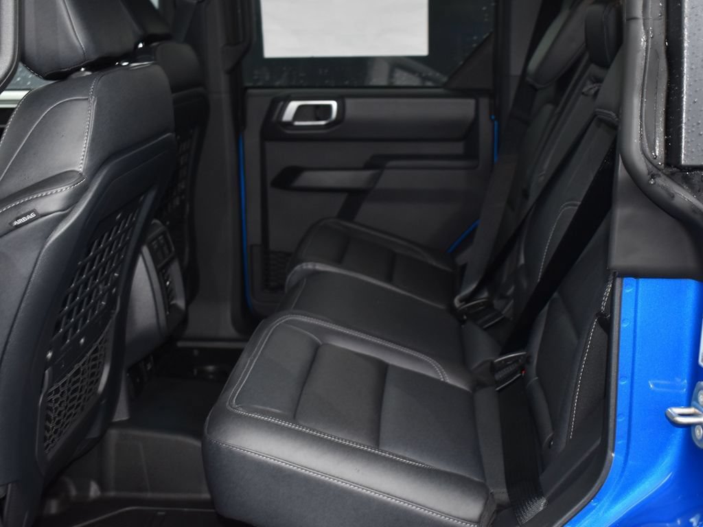 New 2025 Ford Bronco Badlands AWD/4WD image 11