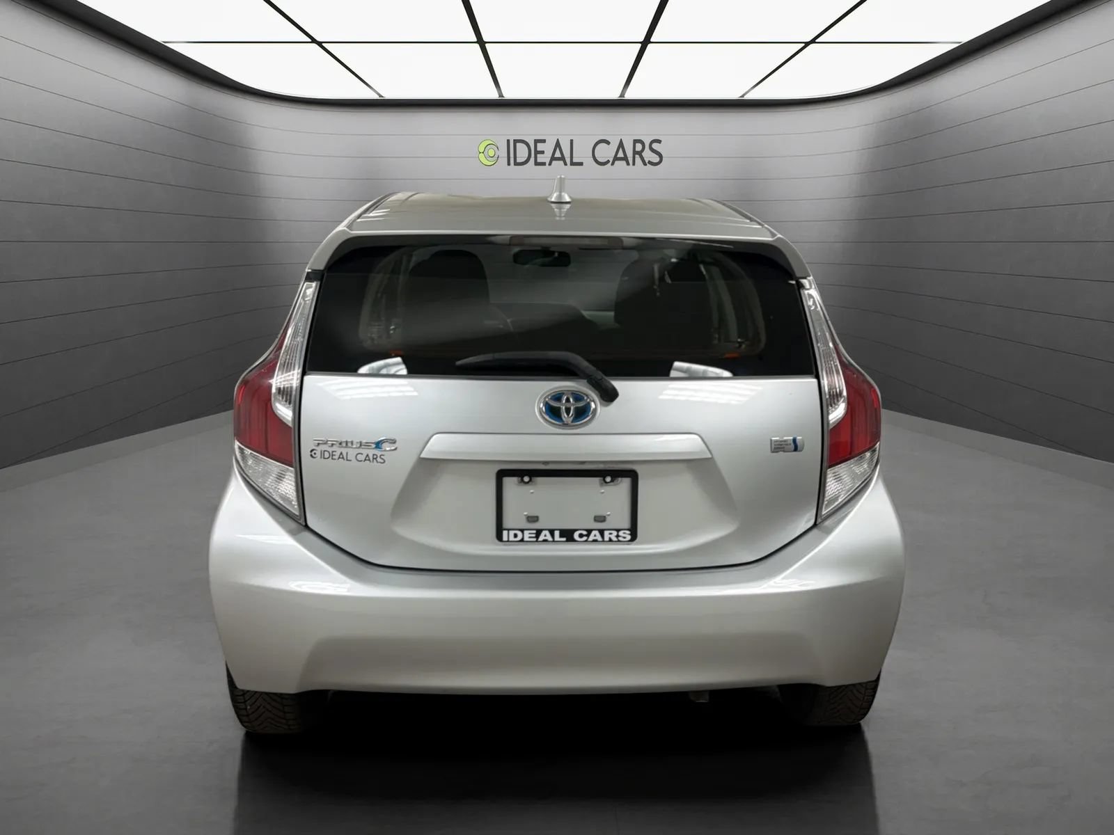 Used 2015 Toyota Prius C Two FWD image 6