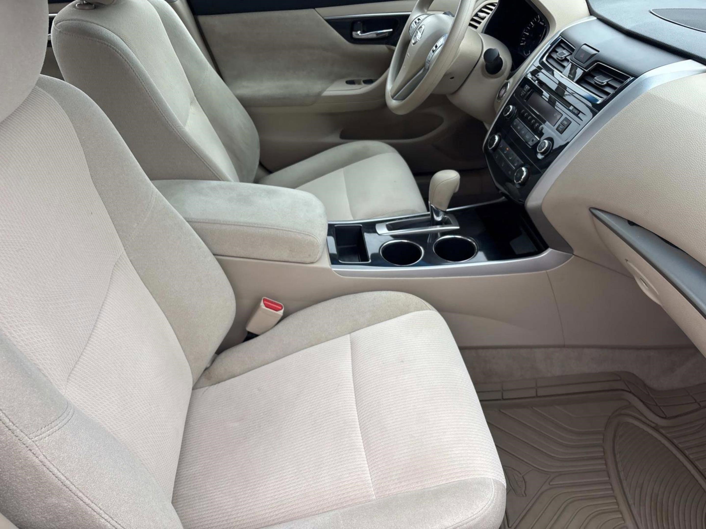 Used 2013 Nissan Altima 2.5 S image 21