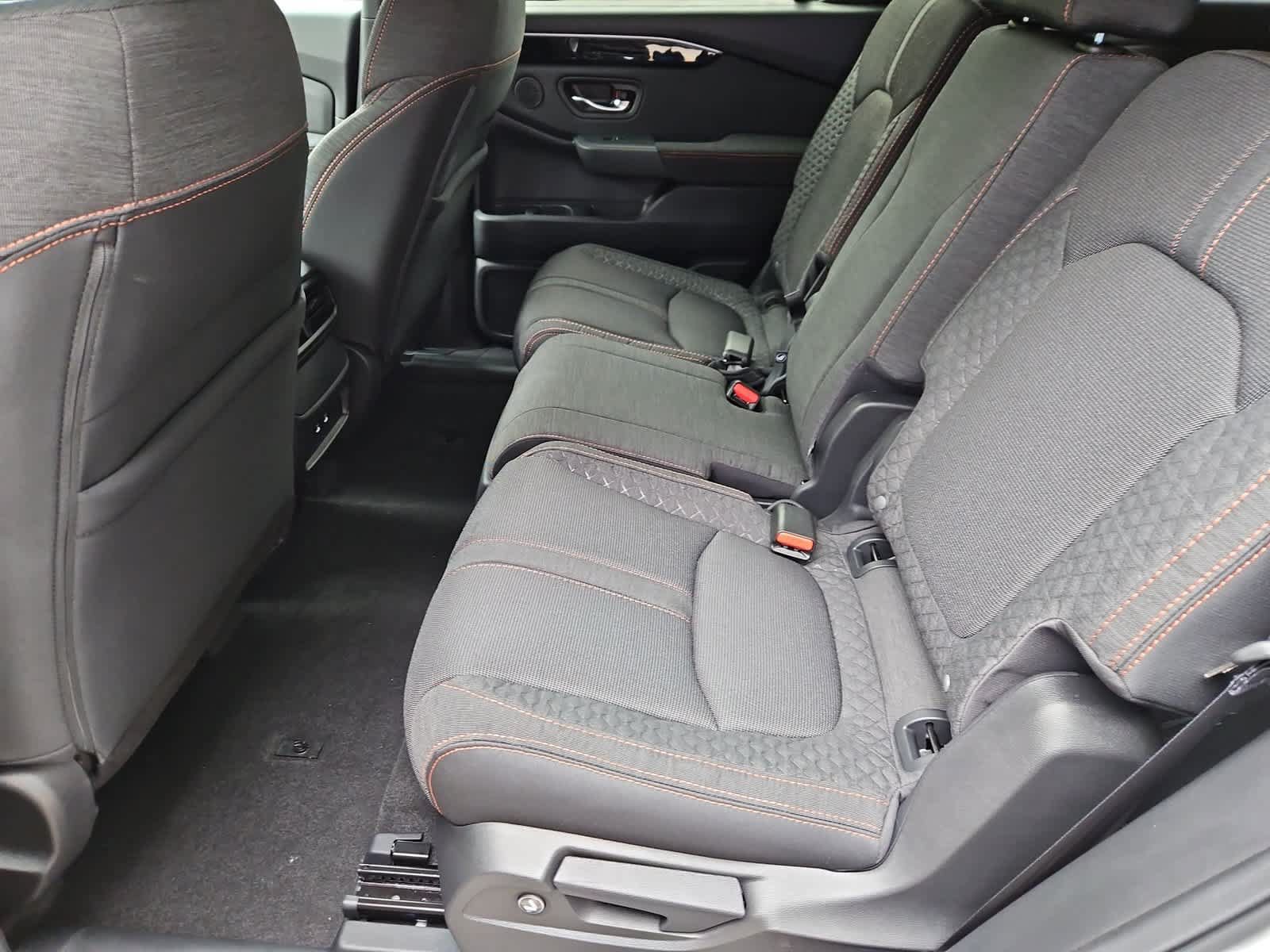 New 2026 Honda Pilot Sport image 10