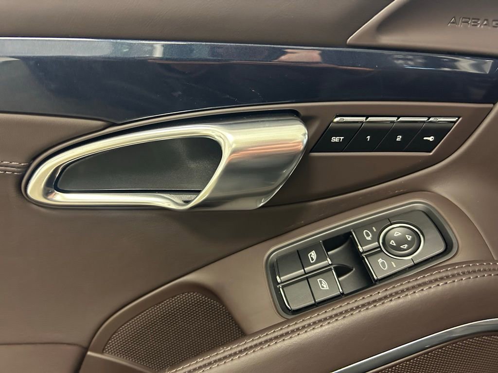 Used 2016 Porsche 911 Targa 4S AWD/4WD image 8