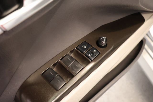 Used 2021 Toyota Camry LE image 11