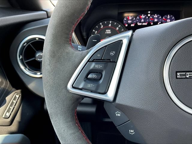 Used 2021 Chevrolet Camaro ZL1 RWD image 12