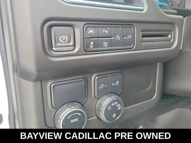 Used 2022 Chevrolet Tahoe LT w/ Luxury Package RWD image 31