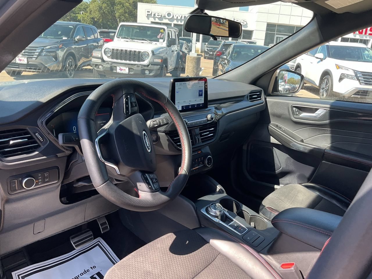 Used 2024 Ford Escape ST-Line FWD image 11