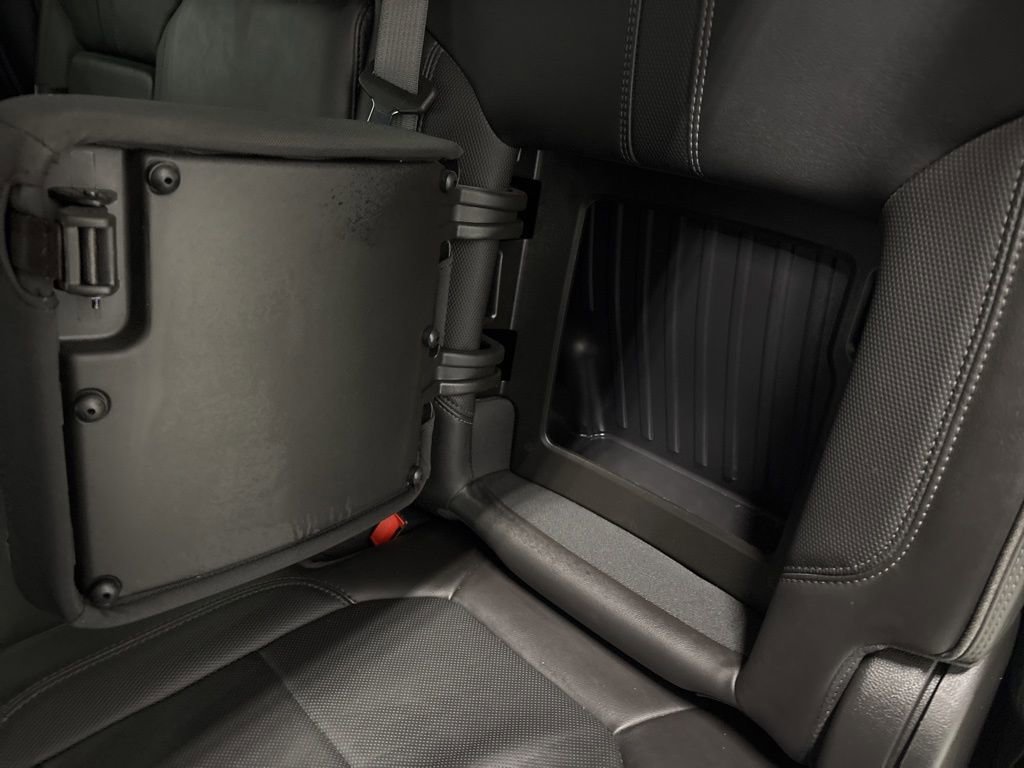 Used 2021 Chevrolet Silverado 1500 High Country image 30