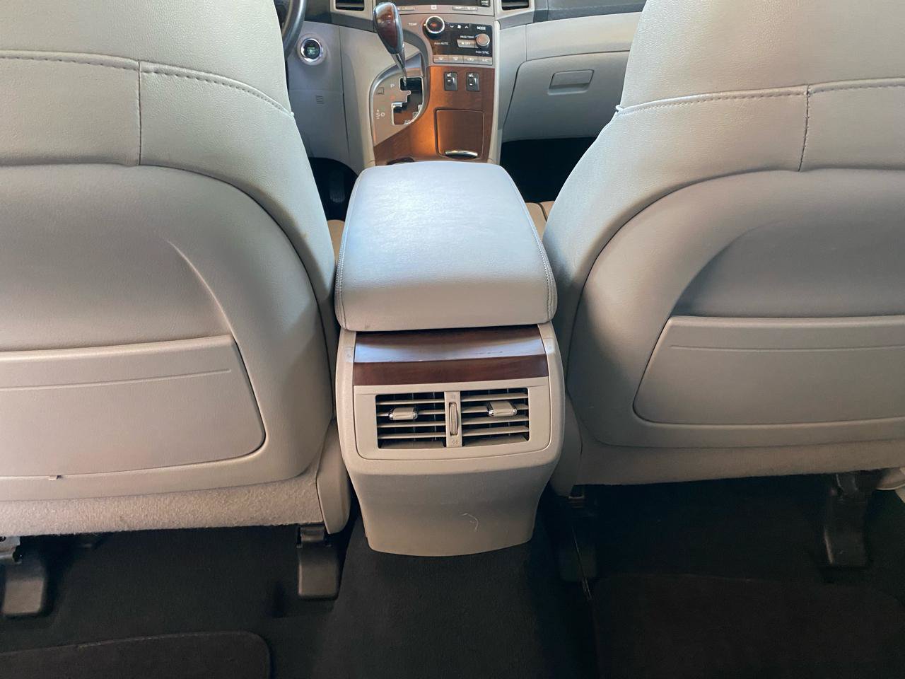 Used 2009 Toyota Venza AWD image 24
