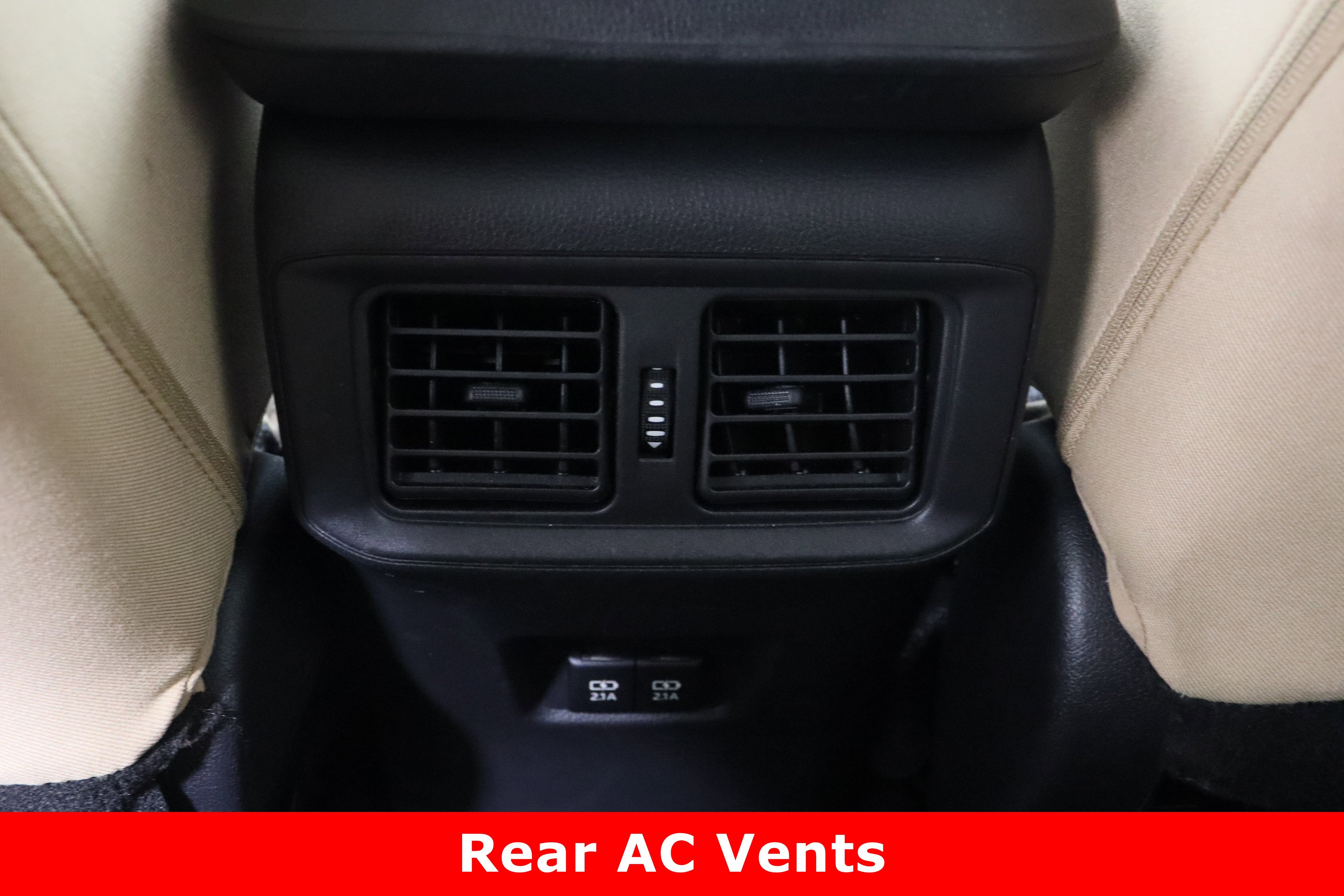 Used 2021 Toyota RAV4 XLE image 29