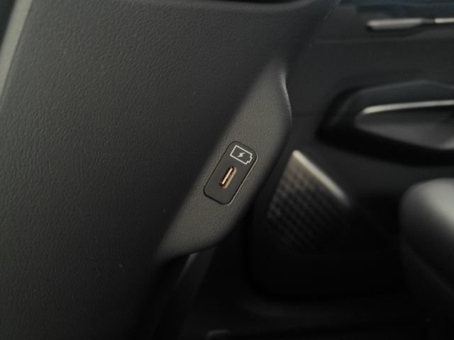 Used 2024 Kia EV9 Light Long Range RWD image 31