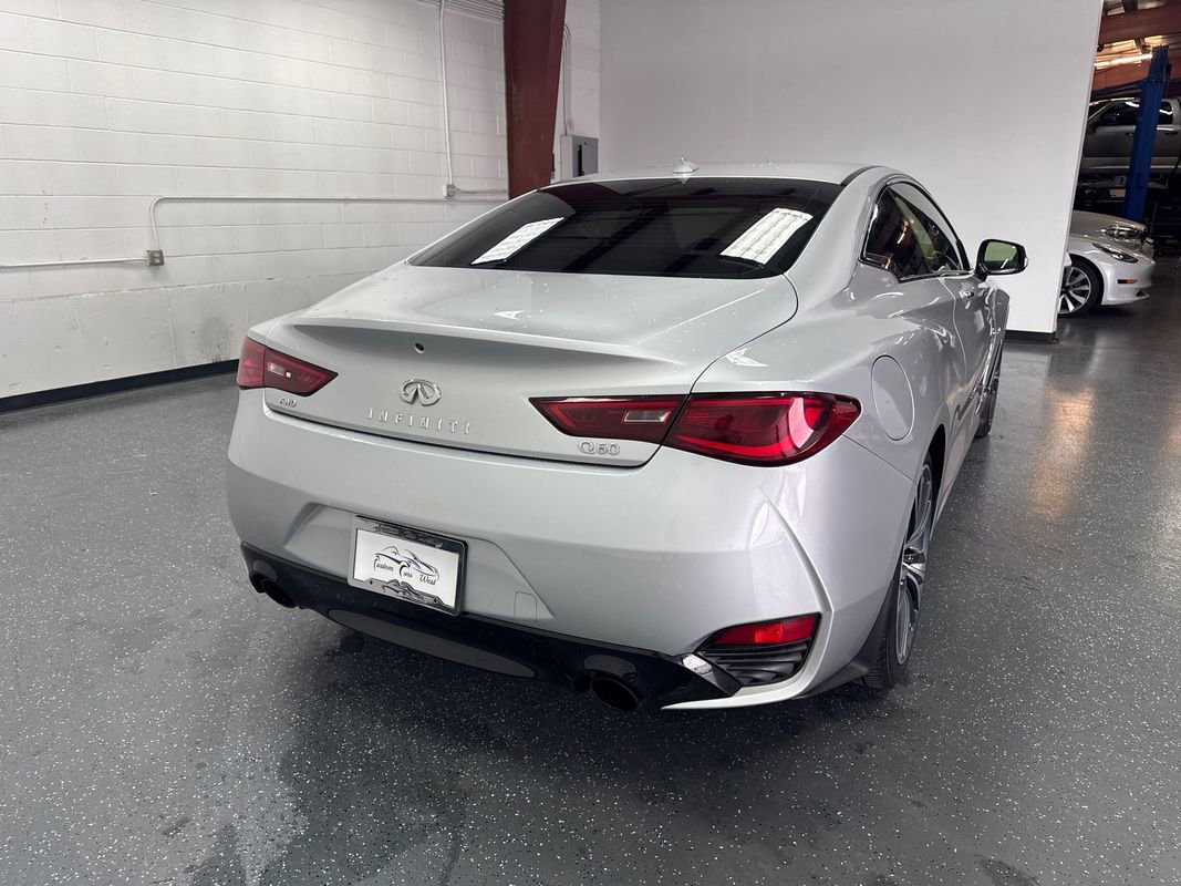 Used 2017 INFINITI Q60 w/ Premium Plus Package 2.0T image 4