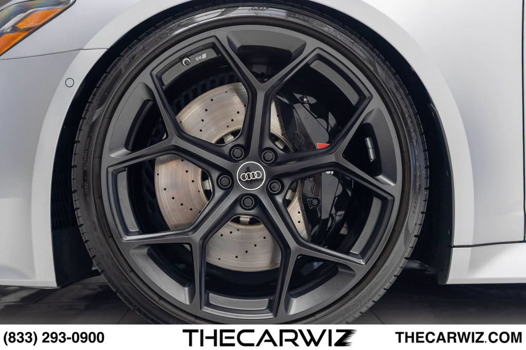 Used 2024 Audi RS 6 performance AWD/4WD image 8