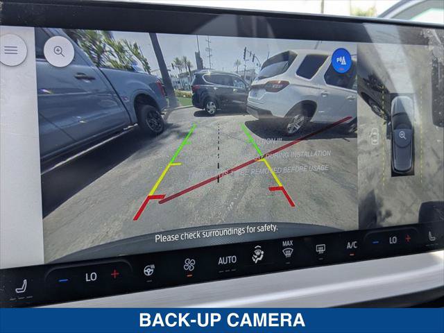 Certified 2023 Ford Escape Platinum AWD/4WD image 18
