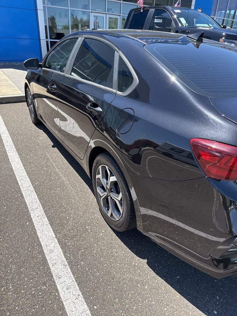 Used 2019 Kia Forte LXS FWD image 16