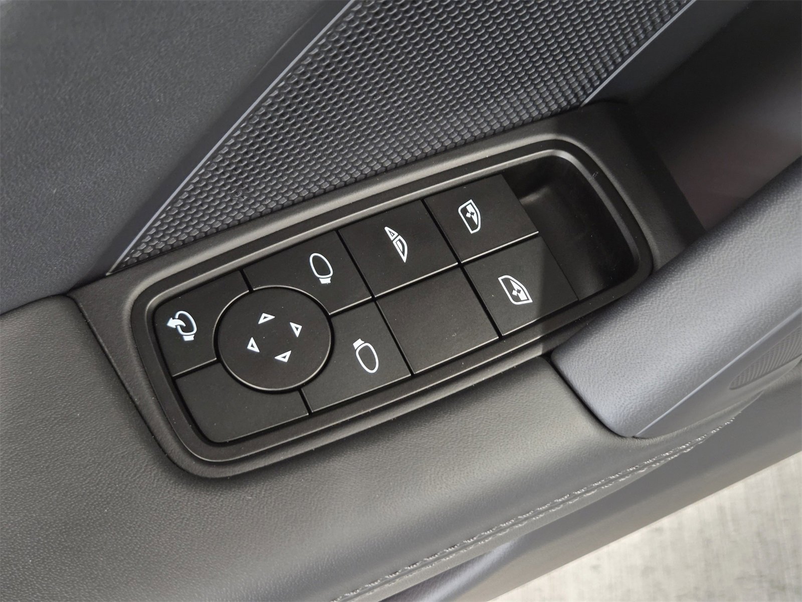 Used 2026 Porsche 911 Carrera 4 GTS image 12