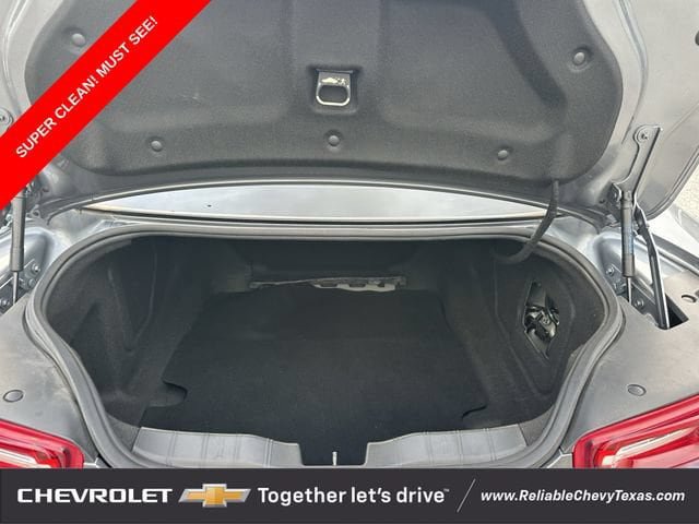 Used 2021 Chevrolet Camaro LT RWD image 28
