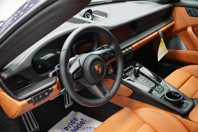 Certified 2026 Porsche 911 Targa 4 GTS AWD/4WD image 4