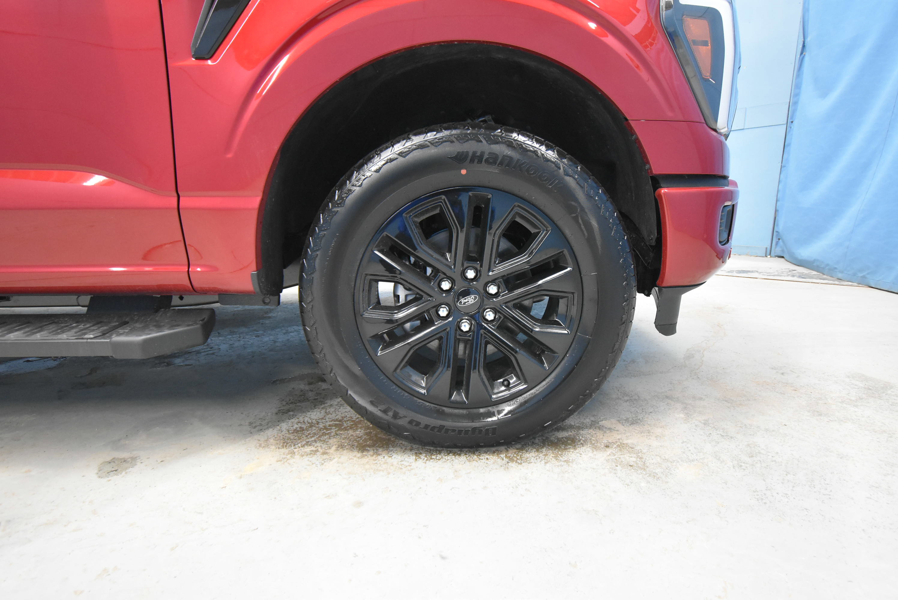 New 2025 Ford F150 Lariat w/ Equipment Group 502A High image 36