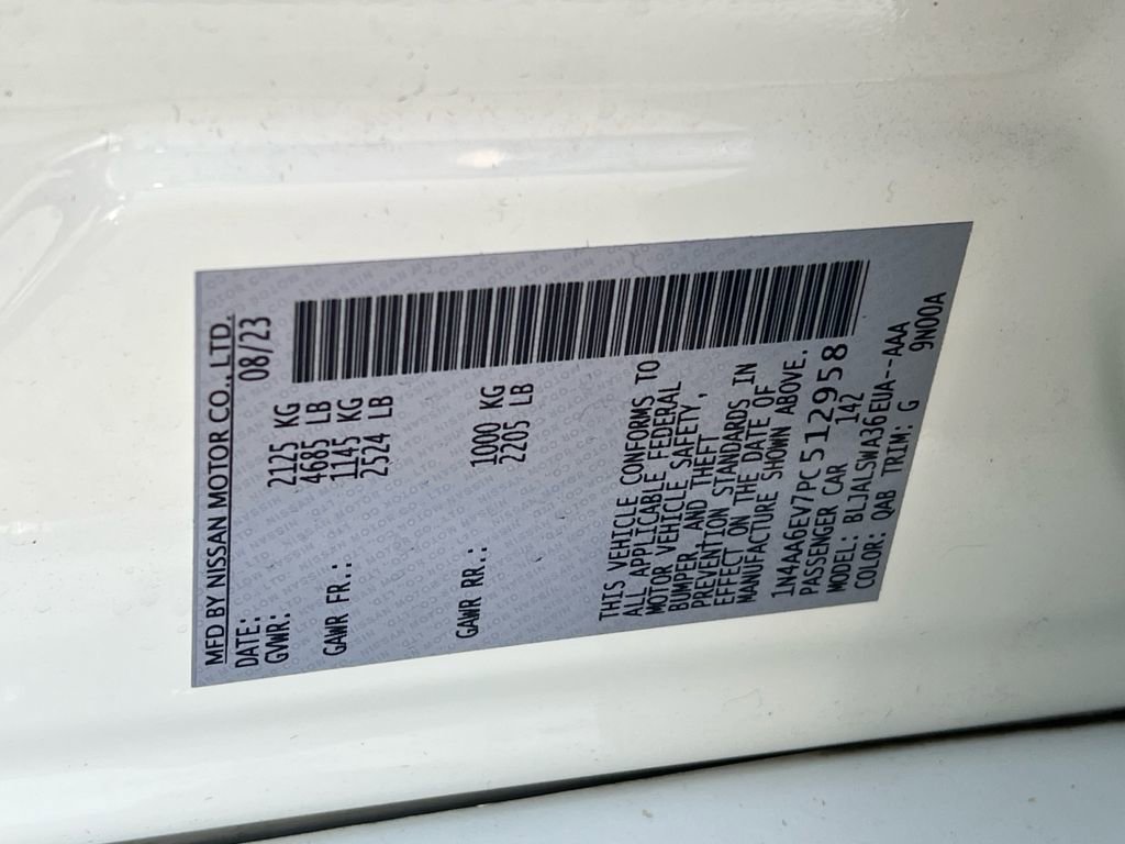 Used 2023 Nissan Maxima SR w/ Sport Mat Group image 27