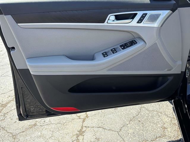 Used 2018 Genesis G80 3.8 w/ Option Group 03 AWD/4WD image 9