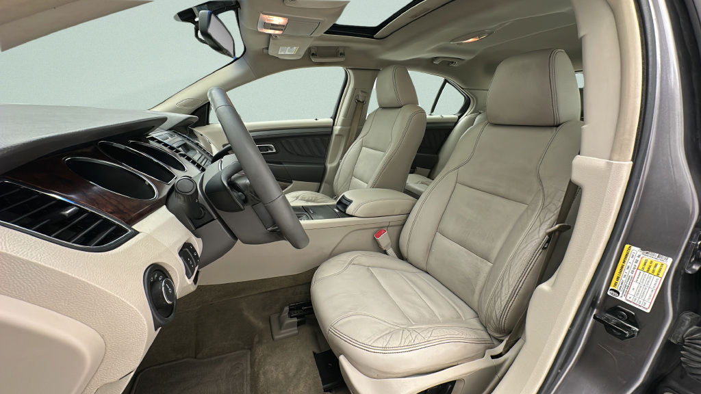 Used 2011 Ford Taurus SEL w/ 202A Rapid Spec Order Code FWD image 13