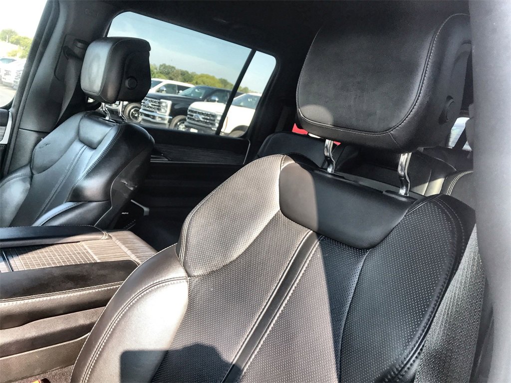 Used 2023 Jeep Wagoneer Series II image 11