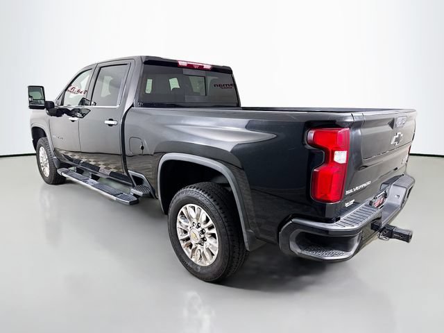 Used 2023 Chevrolet Silverado 2500 High Country w/ Z71 Off-Road Package AWD/4WD image 5