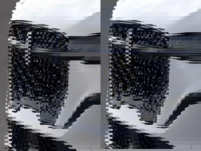 New 2025 Lincoln Nautilus Reserve image 17