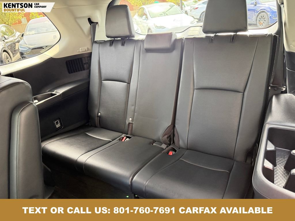 Used 2025 Toyota Grand Highlander AWD image 34