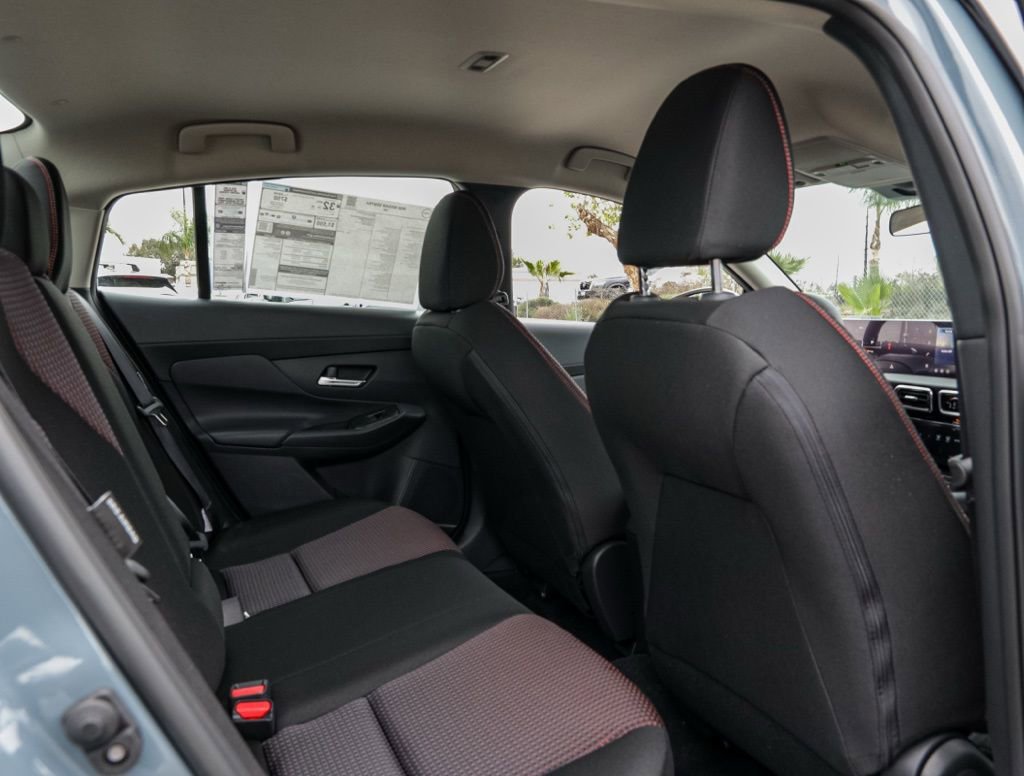 New 2026 Nissan Sentra SR w/ Floor Mat Package FWD image 22