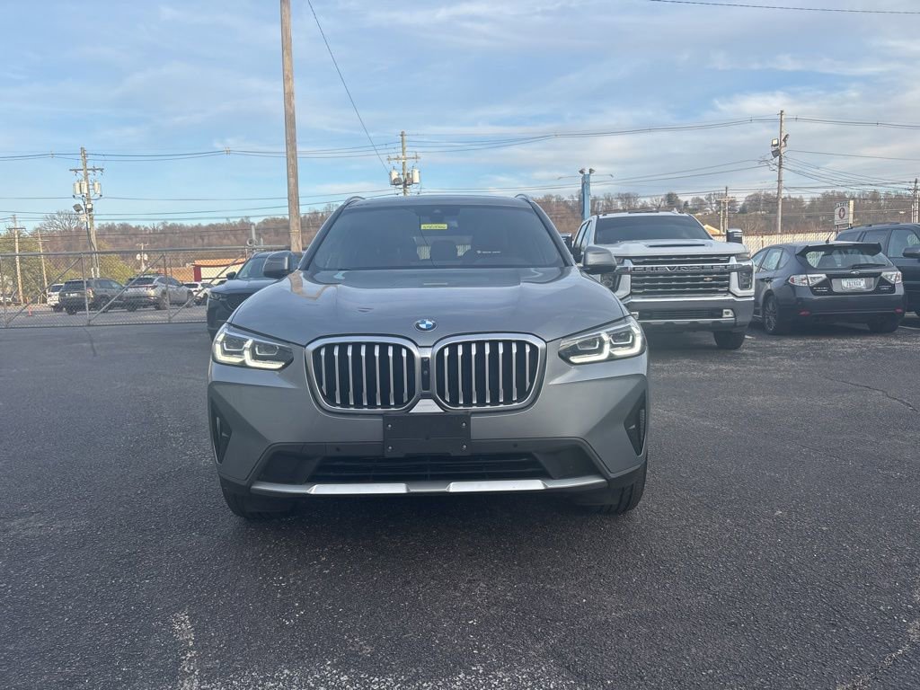 Used 2023 BMW X3 xDrive30i image 2