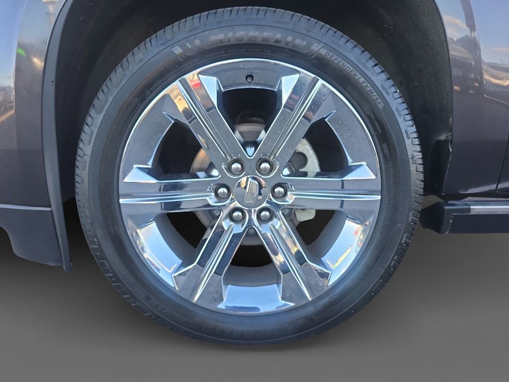 Used 2017 Cadillac Escalade Platinum image 15