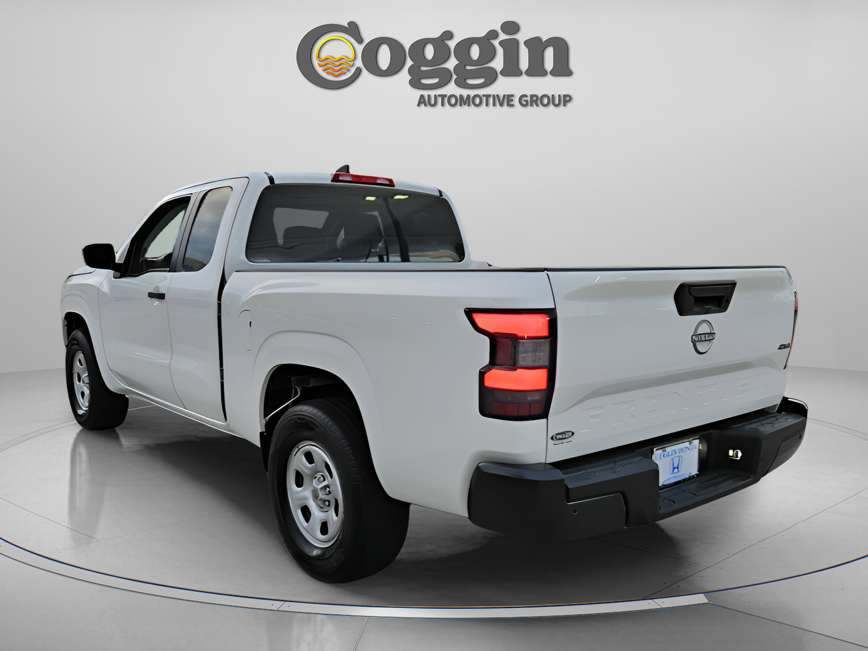 Used 2024 Nissan Frontier S w/ Technology Package image 3