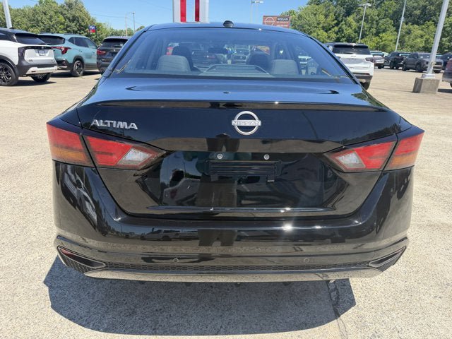 Used 2025 Nissan Altima 2.5 S FWD image 8