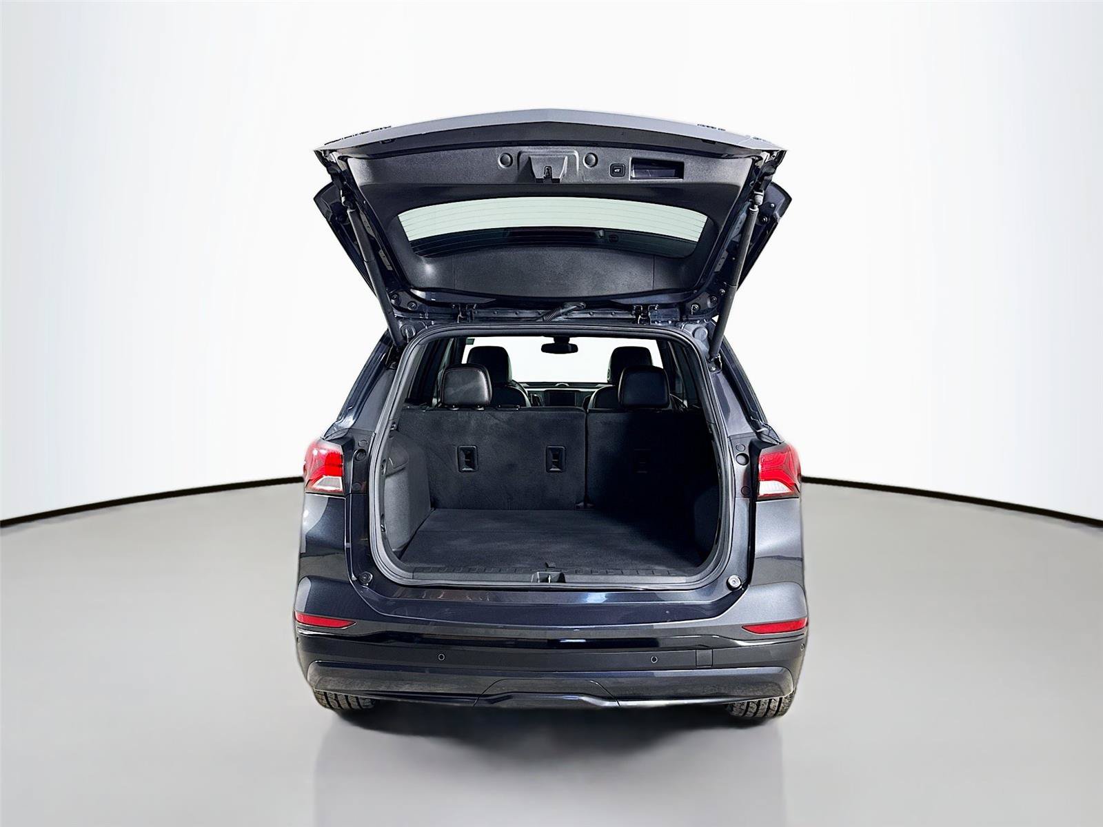 Used 2023 Chevrolet Equinox RS AWD/4WD image 26
