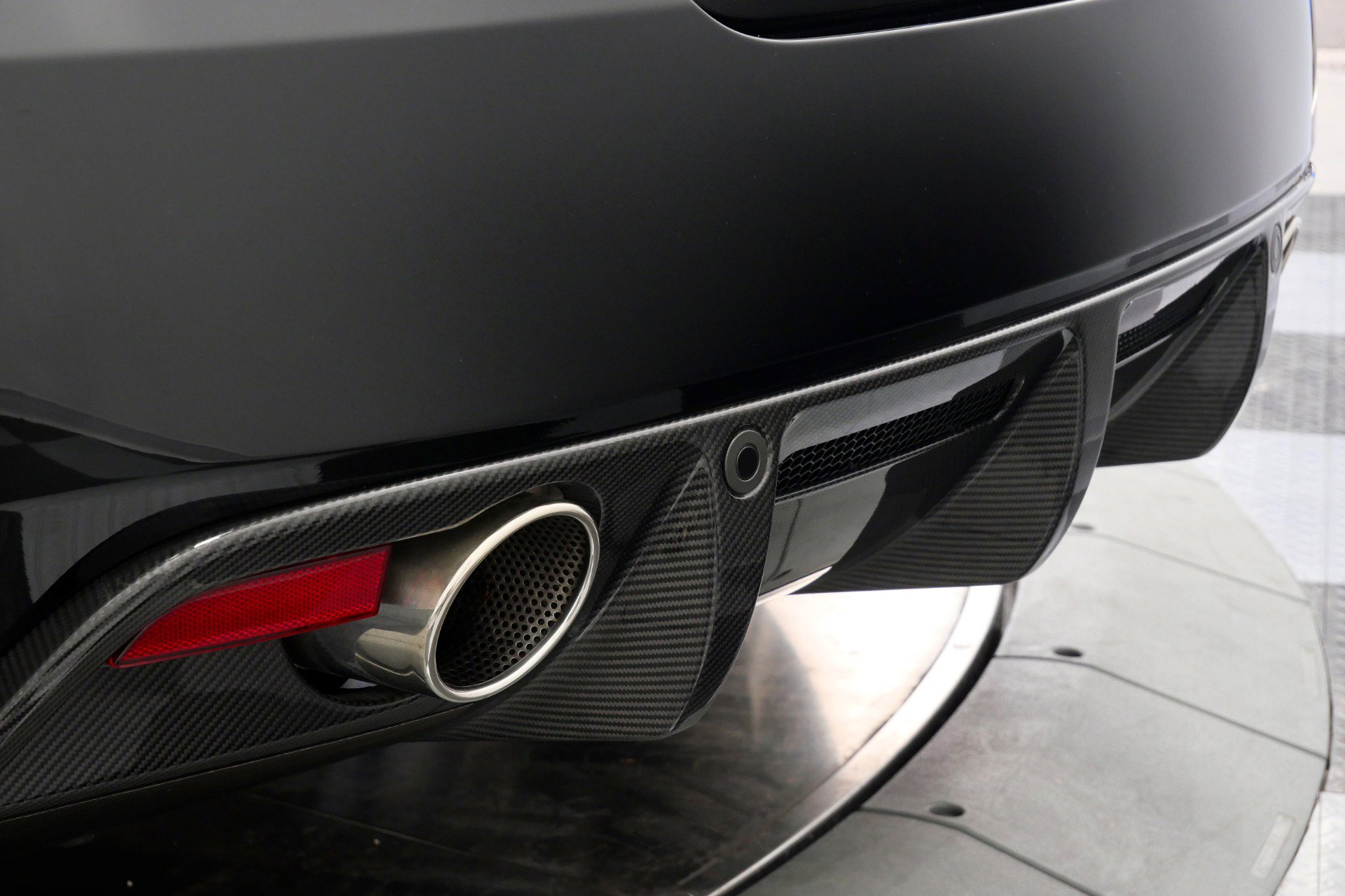 Used 2012 Aston Martin DBS Carbon Black RWD image 28
