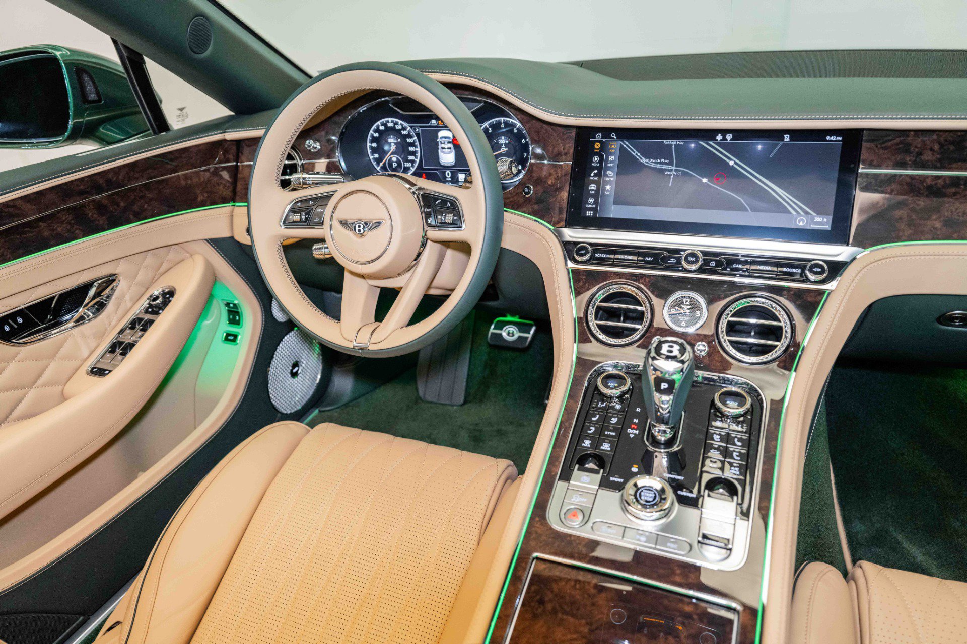 Used 2024 Bentley Continental GT V8 AWD/4WD image 22