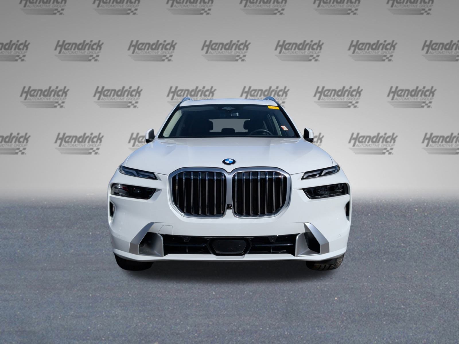 Certified 2025 BMW X7 xDrive40i w/ Premium Package image 3