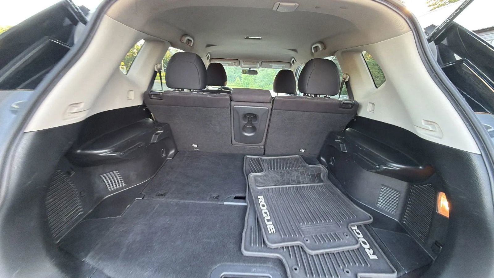 Used 2015 Nissan Rogue SV AWD/4WD image 58