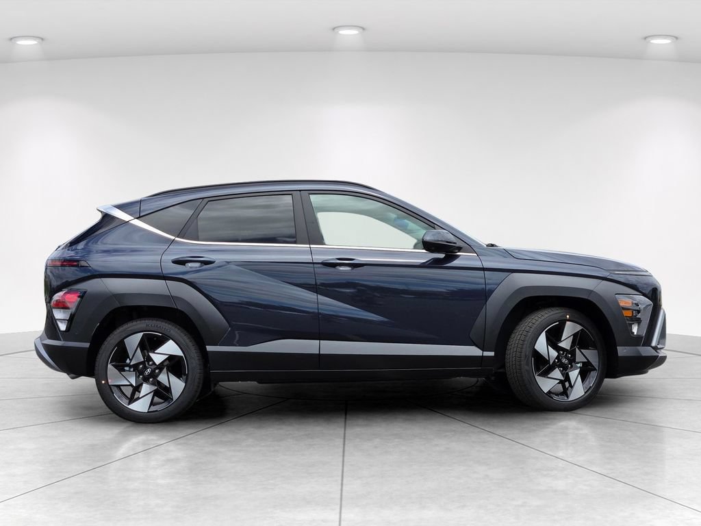 New 2026 Hyundai Kona Limited FWD image 3