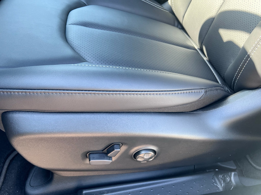 New 2026 Chrysler Pacifica Select FWD image 20