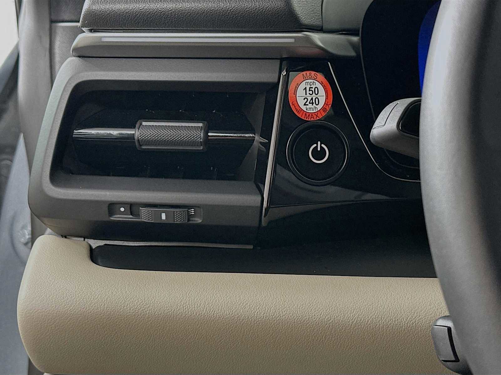 Certified 2025 Porsche Macan 4S Electric image 14