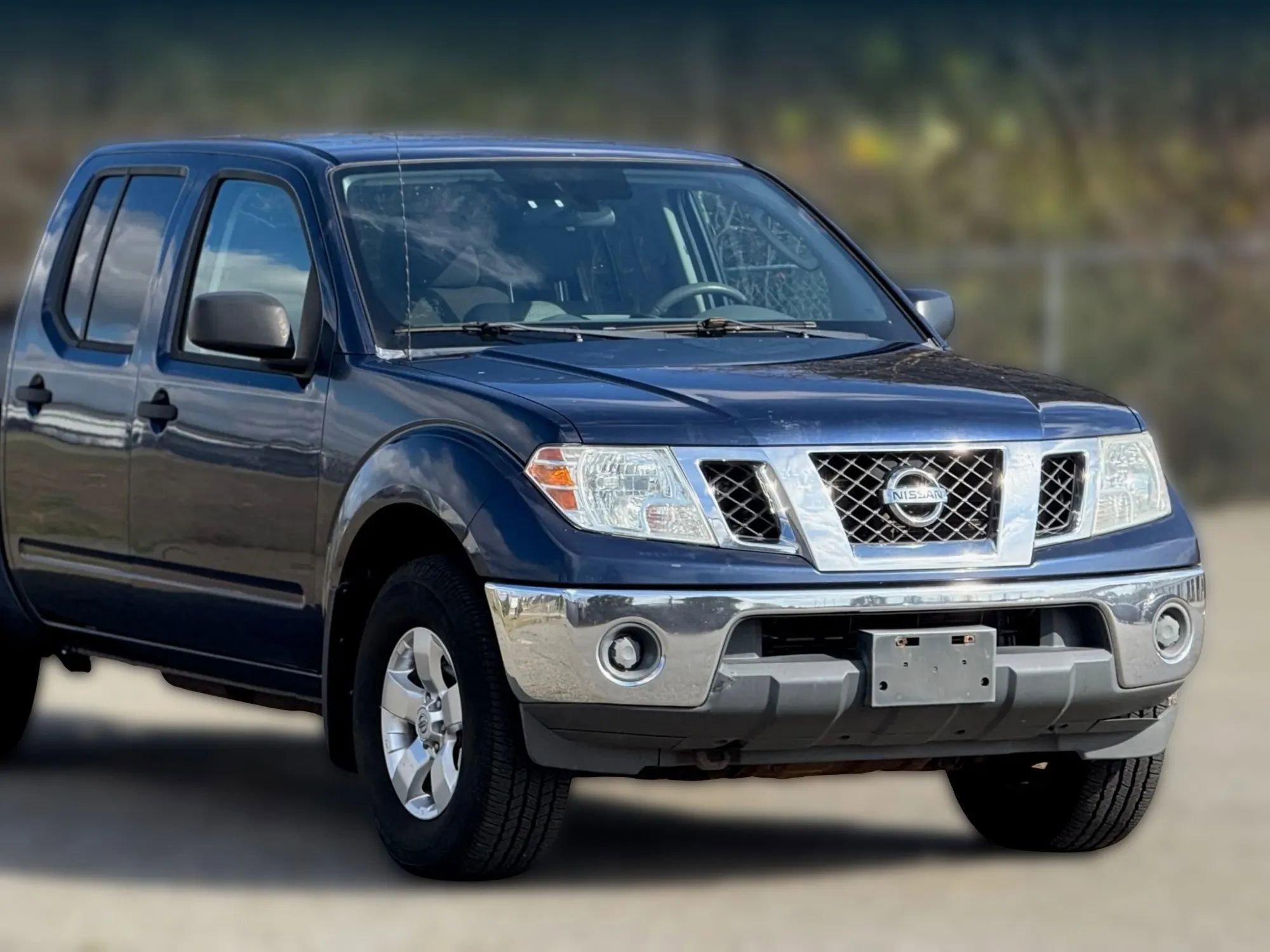 Used 2011 Nissan Frontier SV image 14