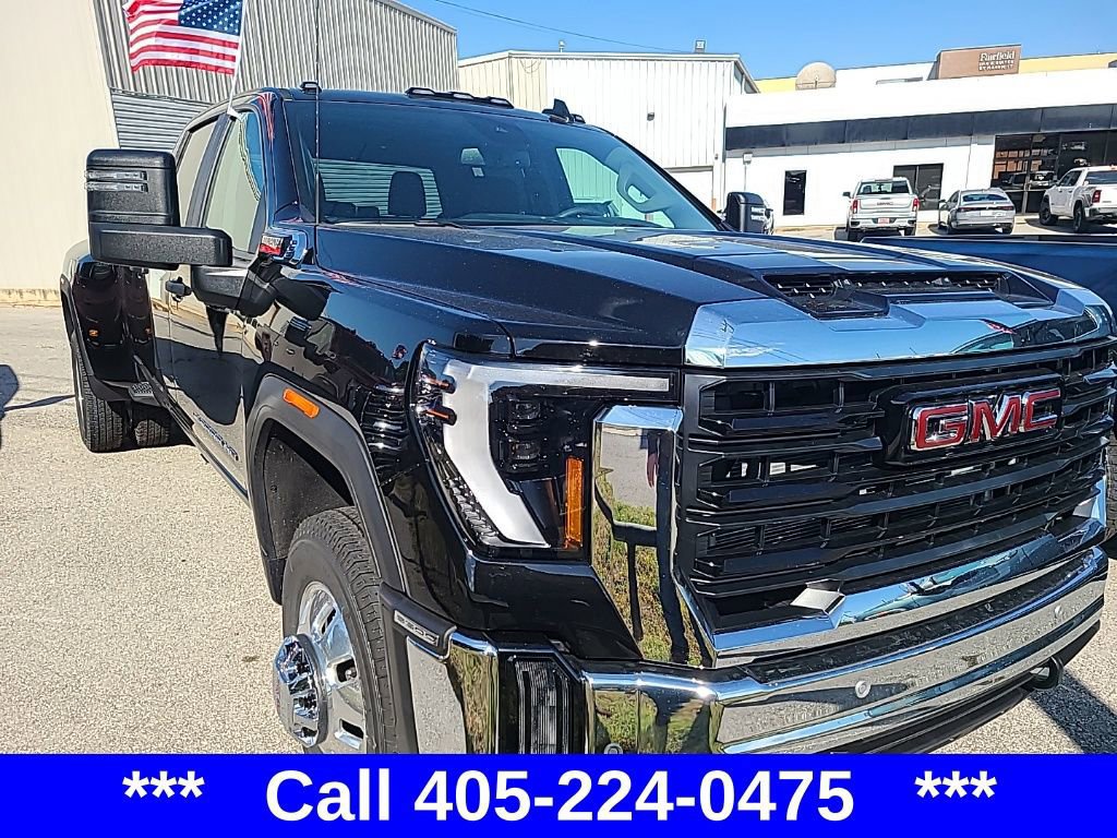 New 2026 GMC Sierra 3500 Pro w/ 1SA Pro Safety Plus Package image 23