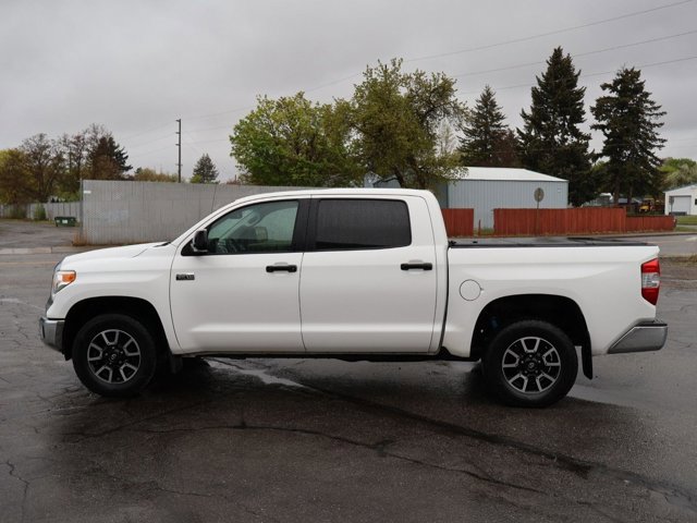 Used 2017 Toyota Tundra SR5 w/ TRD Off Road Package AWD/4WD image 9