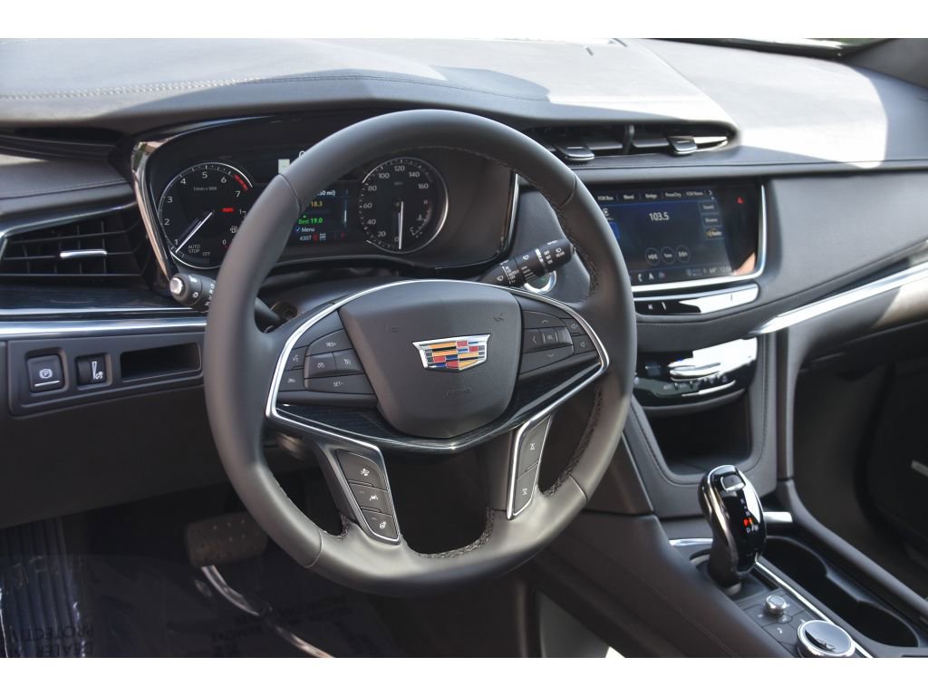 New 2025 Cadillac XT5 Premium Luxury w/ LPO, Floor Liner Package image 13