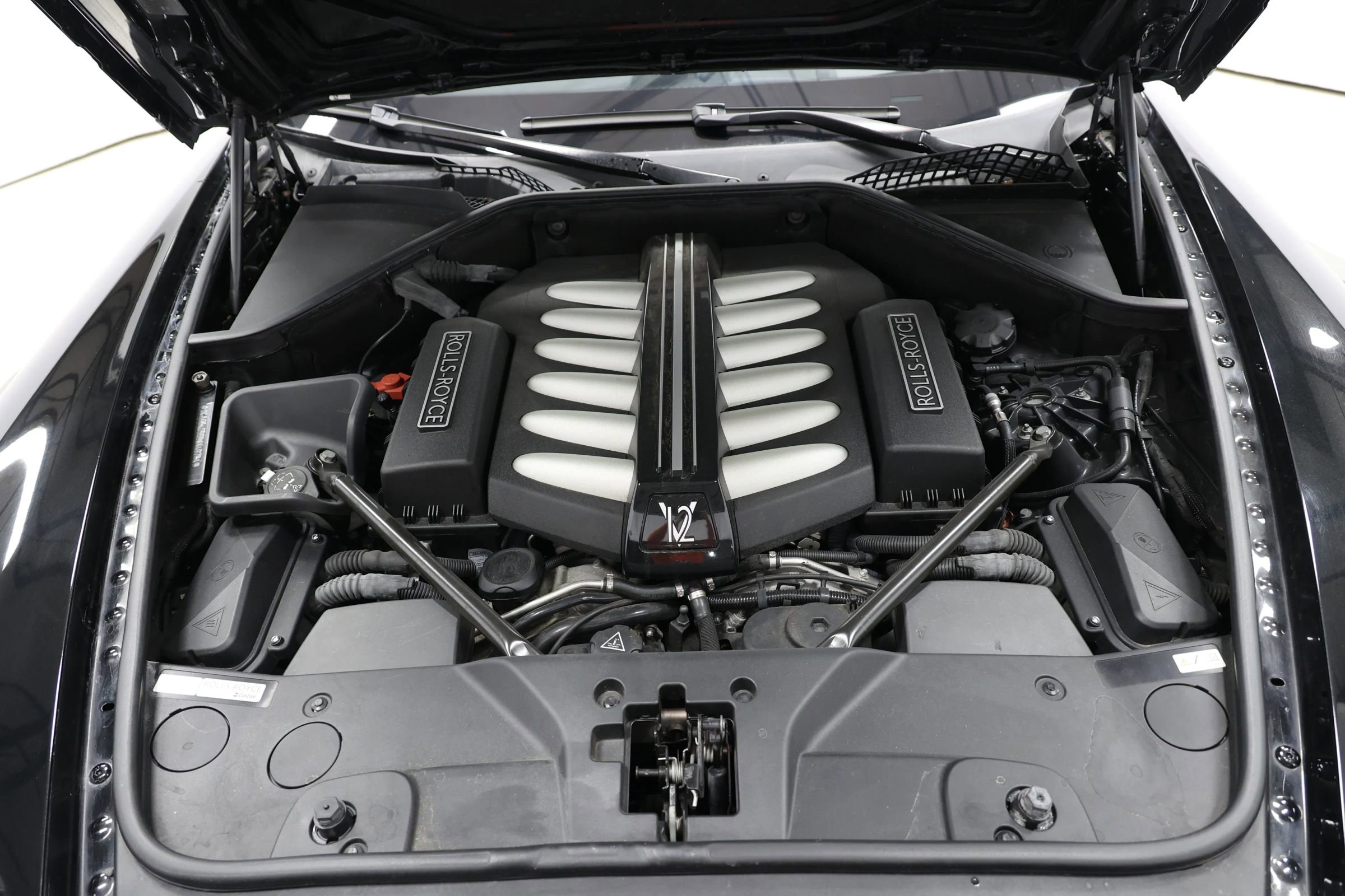 Used 2011 Rolls-Royce Ghost Sedan 4D image 98