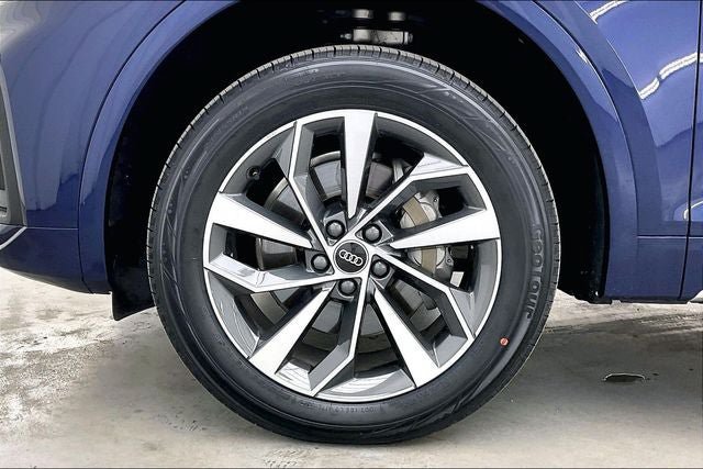 Used 2021 Audi Q5 2.0T Premium Plus AWD/4WD image 10