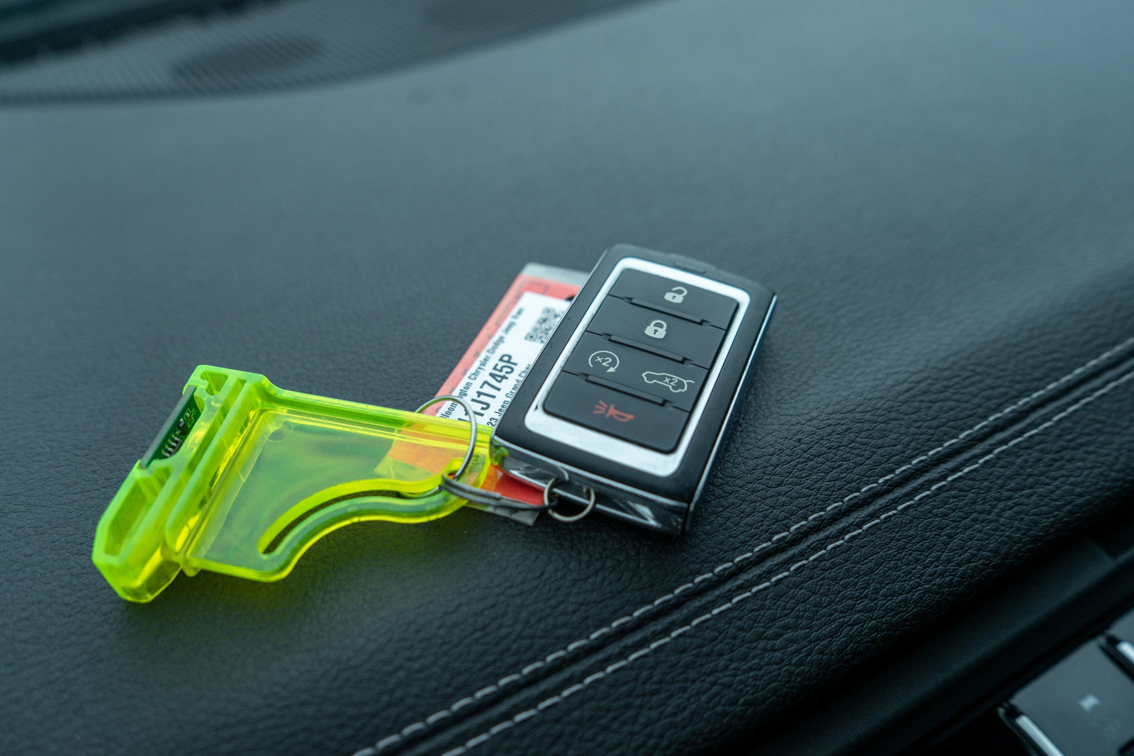 Used 2023 Jeep Grand Cherokee L Limited w/ Luxury Tech Group II image 31