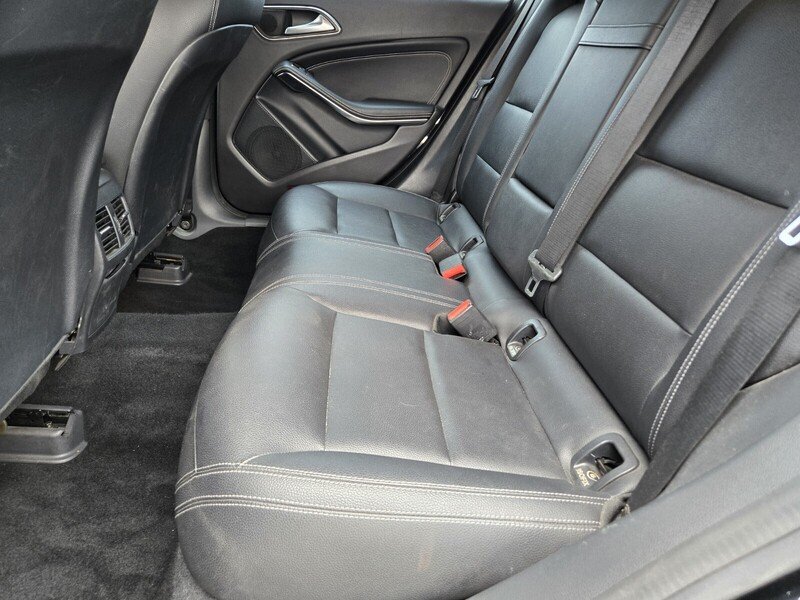 Used 2018 Mercedes-Benz CLA 250 image 12
